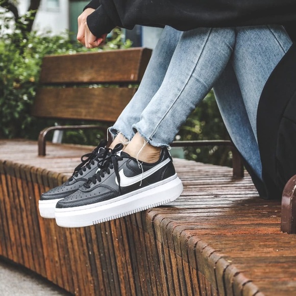 Nike Women's Court Vision Alta Casual Sneakers size 8 - Picture 5 of 10